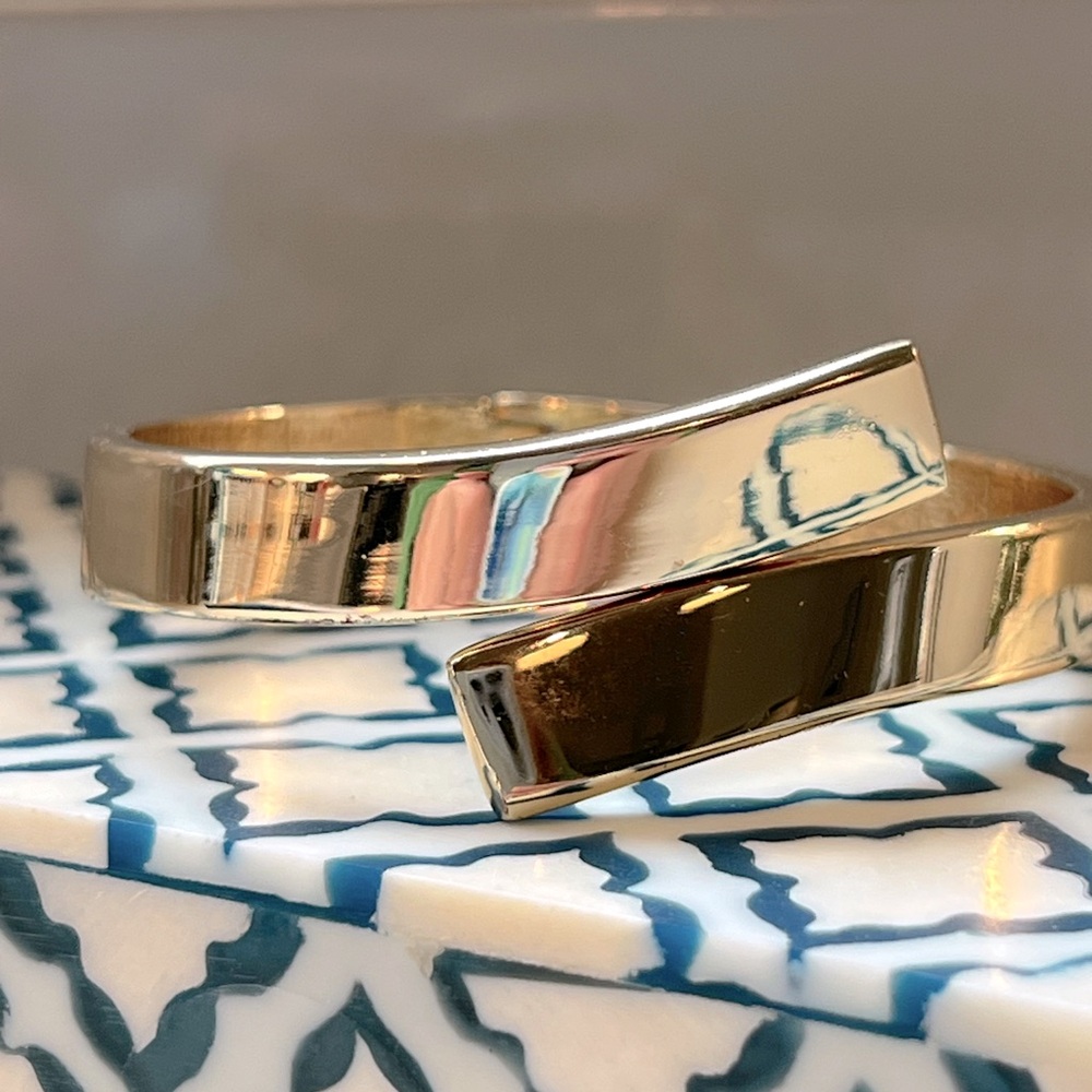 Gold Hinged Bracelet